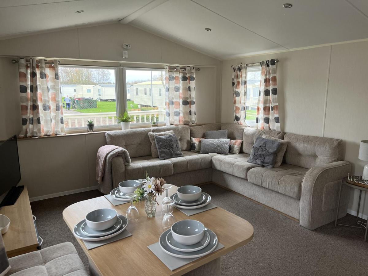 Modern, Spacious 2 Bedroom Caravan - Thorpe Park Haven, Cleethorpes Exterior photo